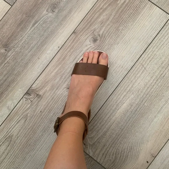 MIA Sandal - Picture 5 of 8